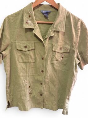 Koret Light Olive Green Embroidered Button-Front Shirt